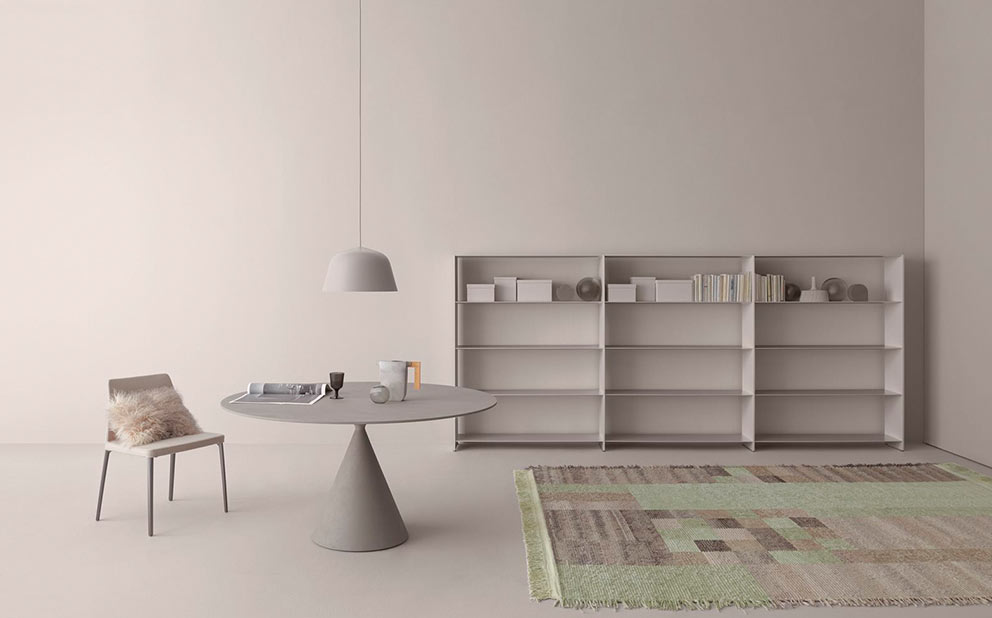 https://interno.es/wp-content/uploads/2017/05/desalto-muebles-taburetes-sillas-estanterías-y-accesorios-de-decoracion.jpg